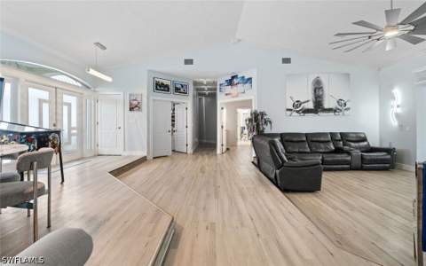 18683 Baseleg Ave, North Fort Myers FL - photo 14 of 50