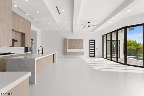 806 NW 33rd Ave, Cape Coral FL - photo 12 of 50