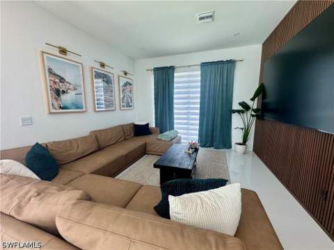1787 Dogwood Dr, Marco Island FL - photo 10 of 41