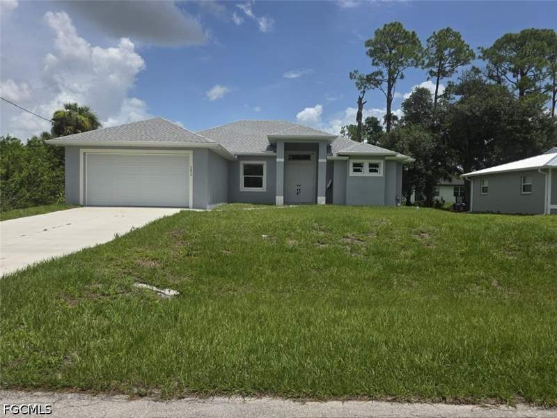 4 bedroom SingleFamilyResidence at 3852 Hopevale St, Lehigh Acres, Fort Myers — photo 3