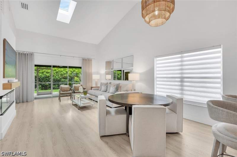 3 bedroom Attached at 4716 Via Carmen, Villa Vizcaya, Naples — photo 3