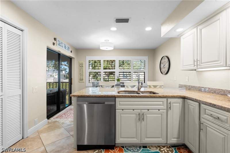 3 bedroom Condominium at 16330 Fairway Woods Dr 1705, Fairway Woods At The Forest, Fort Myers — photo 5