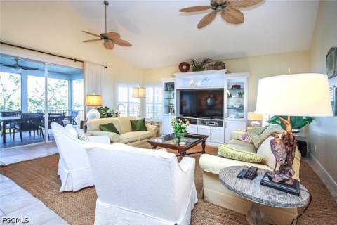 5425 Shearwater Dr, Sanibel FL - photo 7 of 9