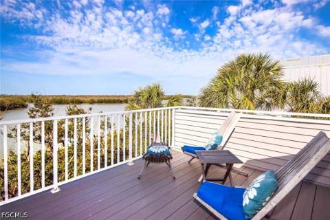5425 Shearwater Dr, Sanibel FL - photo 8 of 9