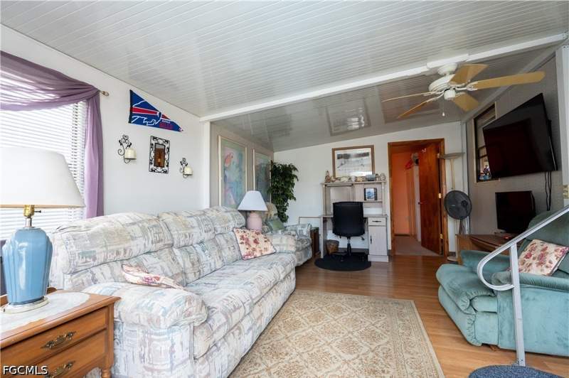 2 bedroom ManufacturedHome at 183 Caravan Cir, Fountain View Rv Resort, North Fort Myers — photo 3