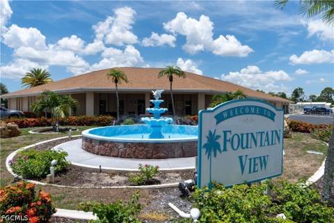 183 Caravan Cir, North Fort Myers FL - photo 8 of 12