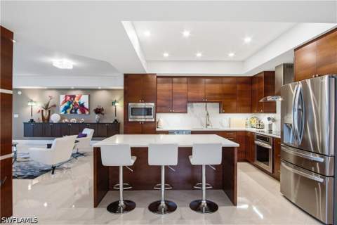 559 Audubon Blvd E-202, Naples FL - photo 6 of 35