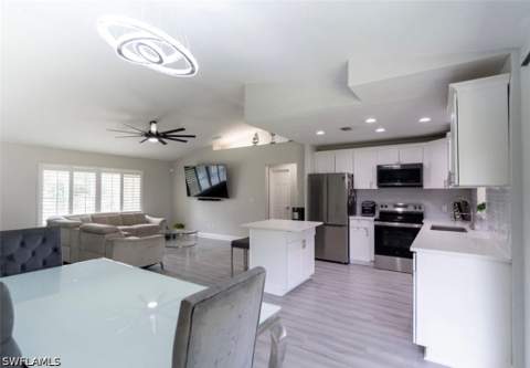3470 White Blvd, Naples FL - photo 10 of 30