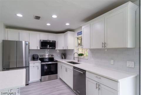 3470 White Blvd, Naples FL - photo 9 of 30