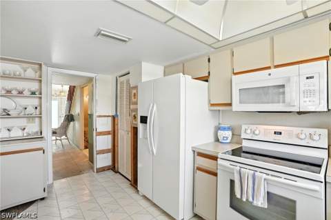 8363 Estero Blvd, Fort Myers Beach FL - photo 12 of 41