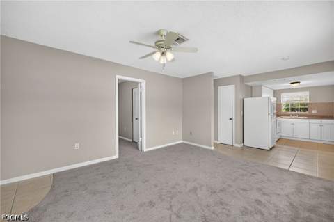 825 Courtington Ln 2, Fort Myers FL - photo 6 of 18
