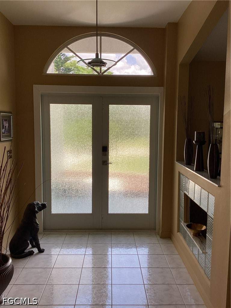 3 bedroom SingleFamilyResidence at 602 SE 22nd ST, CAPE CORAL, Cape Coral — photo 2
