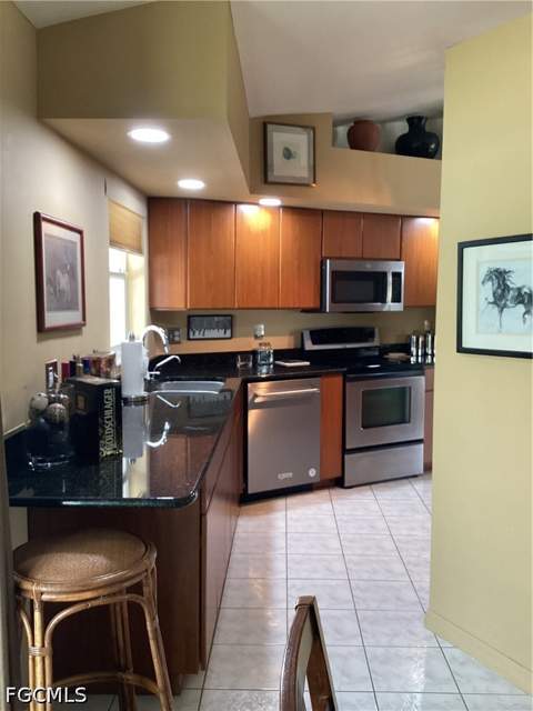 602 SE 22nd ST, Cape Coral FL - photo 8 of 24