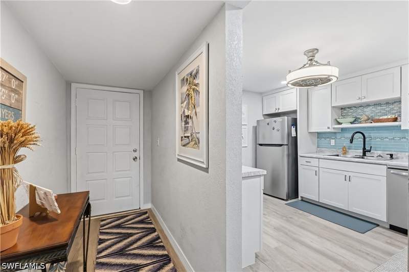 2 bedroom Condominium at 16590 Partridge Place Rd 104, Partridge Place, Fort Myers — photo 3