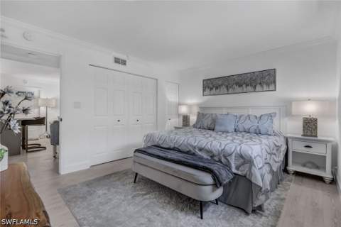 960 7th St S 105, Naples FL - photo 17 of 31
