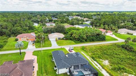 613 Hibiscus Ave, Lehigh Acres FL - photo 20 of 23