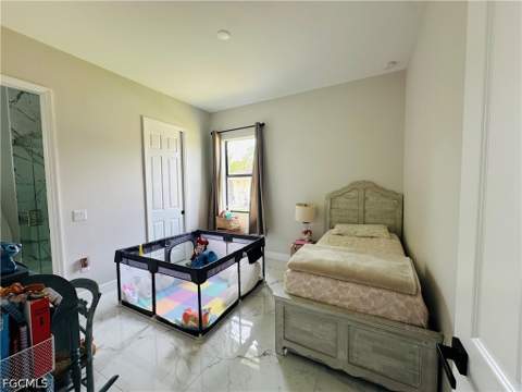 613 Hibiscus Ave, Lehigh Acres FL - photo 8 of 23