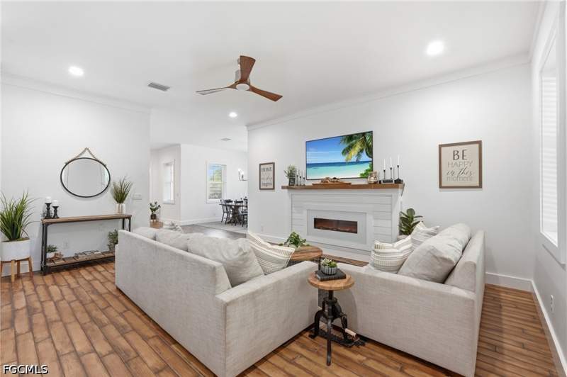 3 bedroom SingleFamilyResidence at 3651 Bateman Rd, Alva, Alva — photo 5