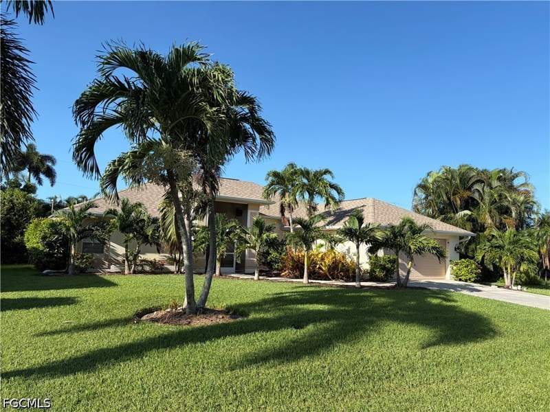 4 bedroom SingleFamilyResidence at 618 SE 18th St, Cape Coral, Cape Coral — photo 2