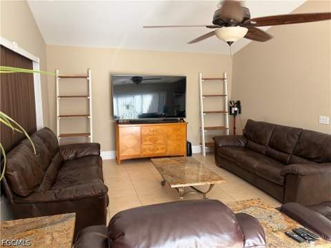 618 SE 18th St, Cape Coral FL - photo 9 of 15