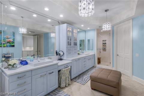 81 Seagate Dr 803, Naples FL - photo 12 of 35