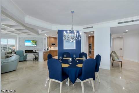 81 Seagate Dr 803, Naples FL - photo 18 of 35