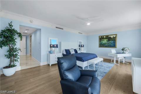 81 Seagate Dr 803, Naples FL - photo 8 of 35