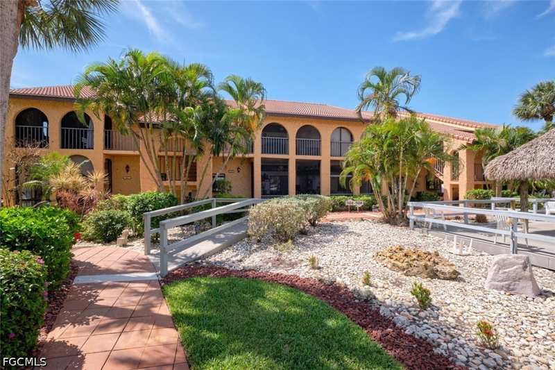 2 bedroom Condominium at 5510 SW 4th Pl 506, Rose Garden Villas Condo, Cape Coral — photo 1