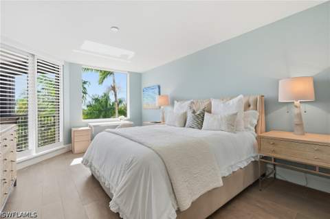 7225 Pelican Bay Blvd 302, Naples FL - photo 11 of 27