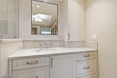 7225 Pelican Bay Blvd 302, Naples FL - photo 14 of 27