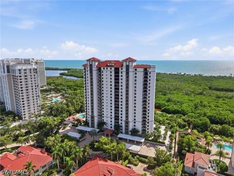7225 Pelican Bay Blvd 302, Naples FL - photo 20 of 27
