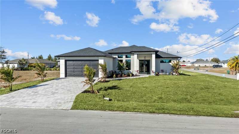 3 bedroom SingleFamilyResidence at 1430 NE 6th Pl, Cape Coral, Cape Coral — photo 1