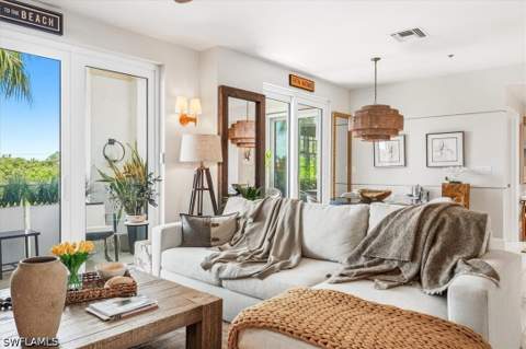 365 5th Ave S 307, Naples FL - photo 16 of 23