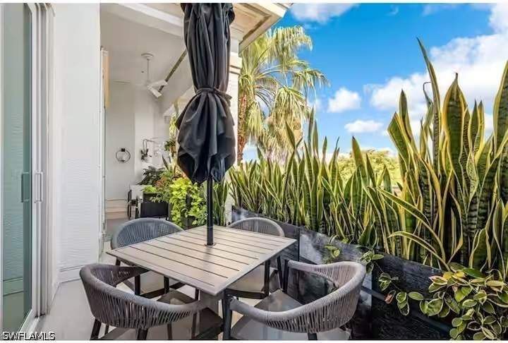 2 bedroom Condominium at 365 5th Ave S 307, Olde Naples, Naples — photo 3