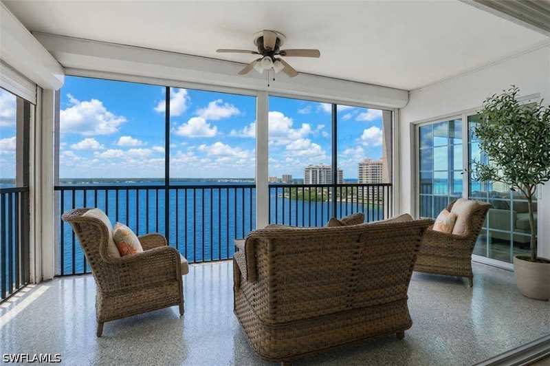 2 bedroom Condominium at 1901 Clifford St 1402, Sunset Vista, Fort Myers — photo 1