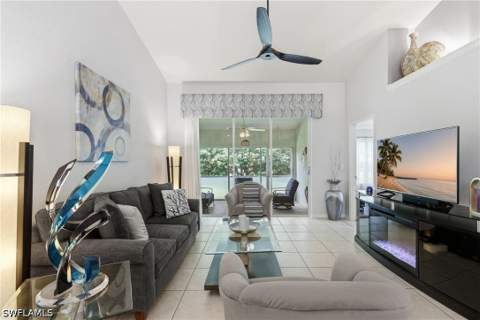 1768 Royal Cir 1402, Naples FL - photo 7 of 33