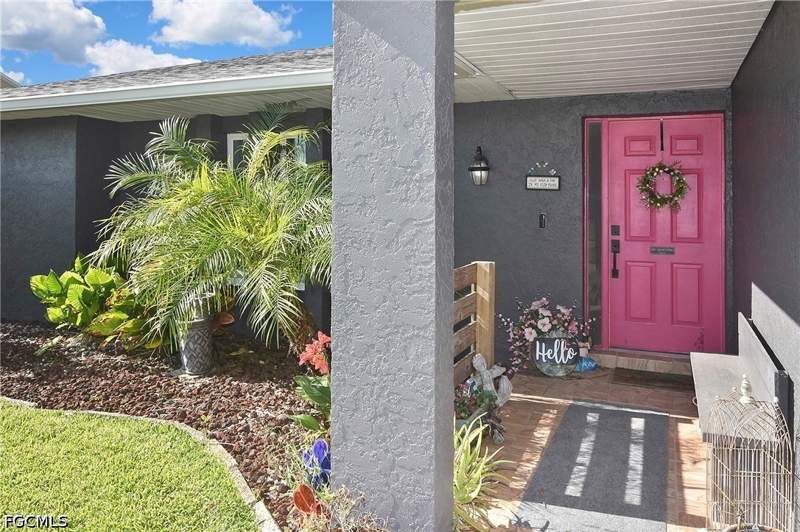 3 bedroom SingleFamilyResidence at 1414 SE 18th Ter, Cape Coral, Cape Coral — photo 3