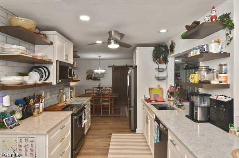 1414 SE 18th Ter, Cape Coral FL - photo 6 of 34