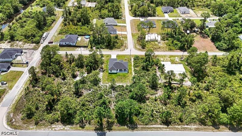 3 bedroom SingleFamilyResidence at 463 Zimmerman Ave S, Lehigh Acres, Lehigh Acres — photo 4