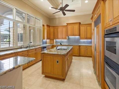 550 21st Ave S, Naples FL - photo 19 of 45