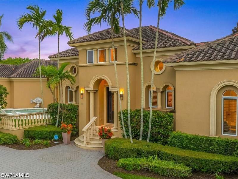 4 bedroom SingleFamilyResidence at 550 21st Ave S, Aqualane Shores, Naples — photo 5