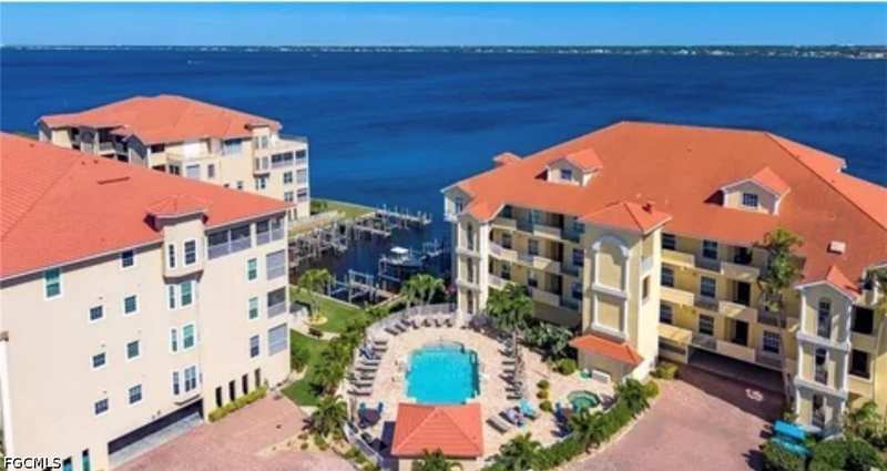 3 bedroom Condominium at 4235 SE 20th Pl C201, Paradise Pointe II, Cape Coral — photo 1