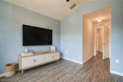 904 Hampton Cir, Naples FL - photo 18 of 35