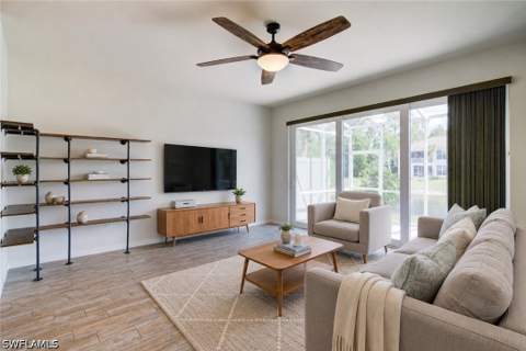 904 Hampton Cir, Naples FL - photo 8 of 35