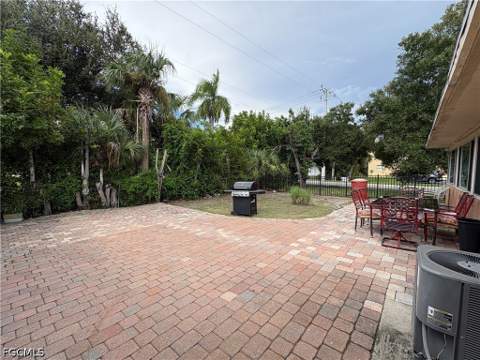1891 Winkler Ave, Fort Myers FL - photo 21 of 21