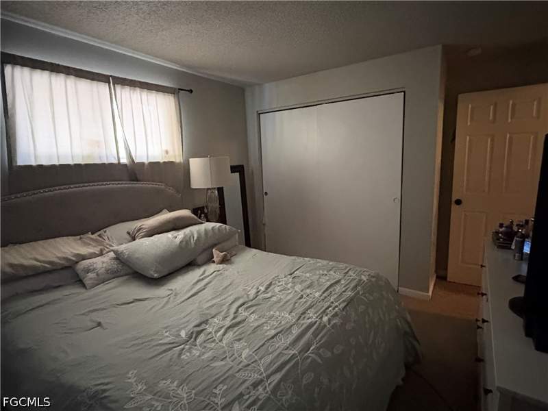3 bedroom SingleFamilyResidence at 1891 Winkler Ave, Palmlee Park, Fort Myers — photo 5