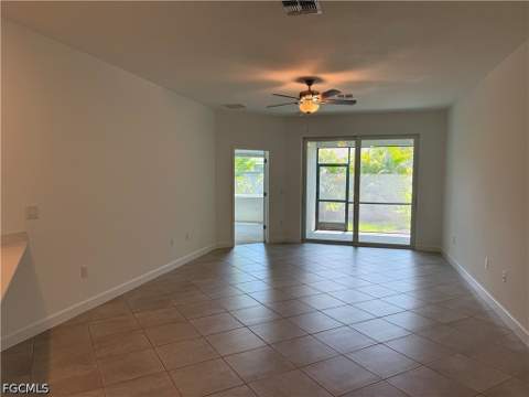9093 Leatherwood Loop, Lehigh Acres FL - photo 14 of 43