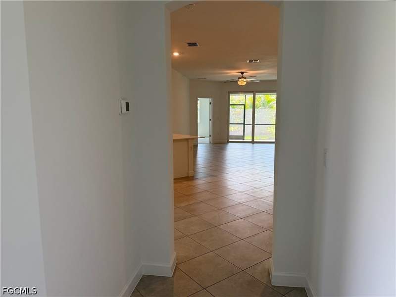 2 bedroom Attached at 9093 Leatherwood Loop, Ibis Landing, Lehigh Acres — photo 4