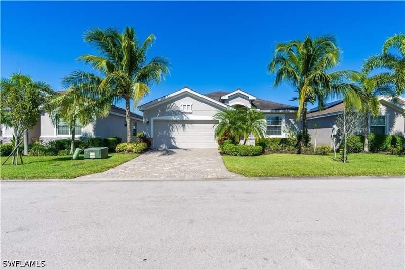 3 bedroom SingleFamilyResidence at 3669 Crimson Ln, Castalina, Fort Myers — photo 2