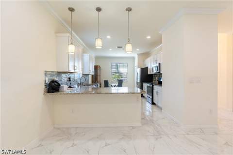 3669 Crimson Ln, Fort Myers FL - photo 7 of 44
